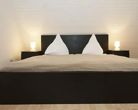 Picklapp Apartments-3